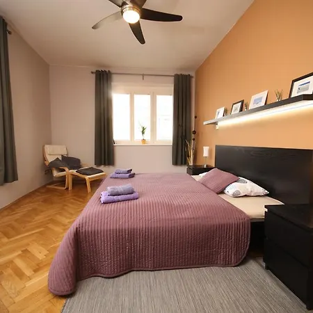 Apartman Hajkova 6